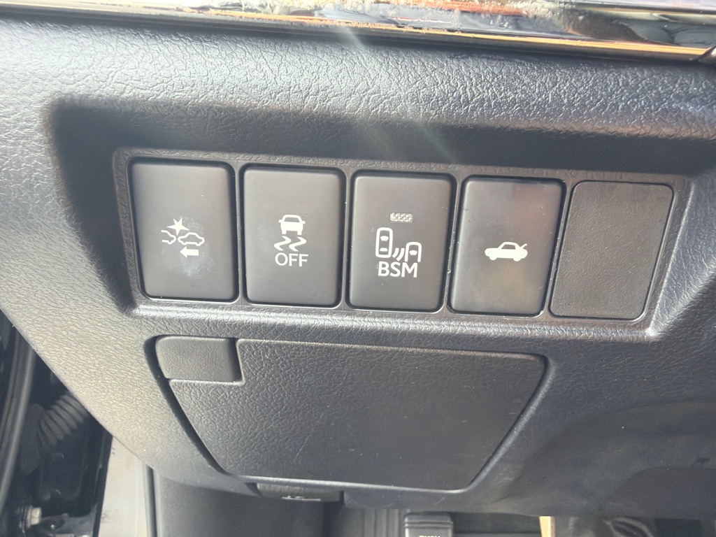 Photo 22 of this TOYOTA AVALON