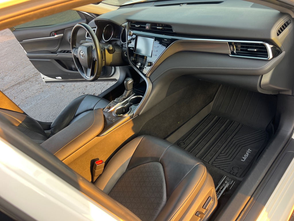 Photo 19 of this TOYOTA CAMRY