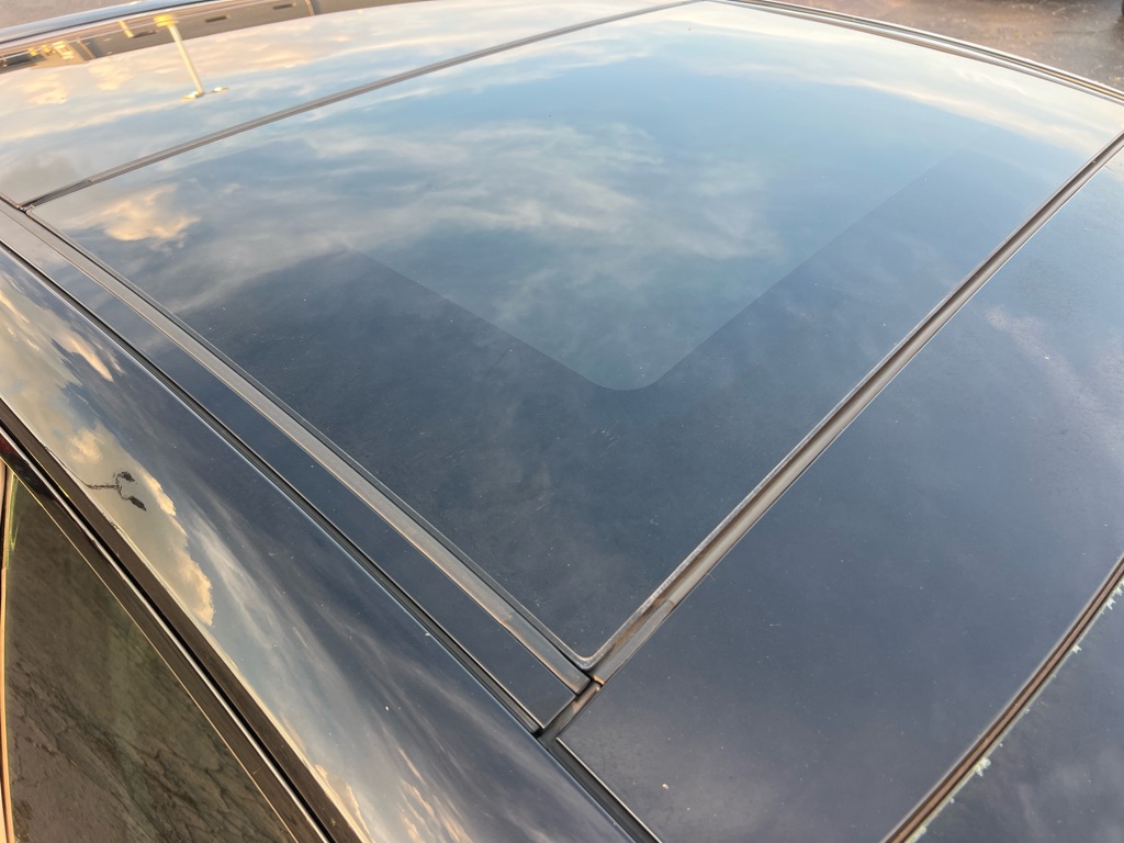 Photo 9 of this TOYOTA CAMRY