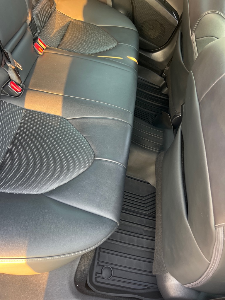 Photo 16 of this TOYOTA CAMRY