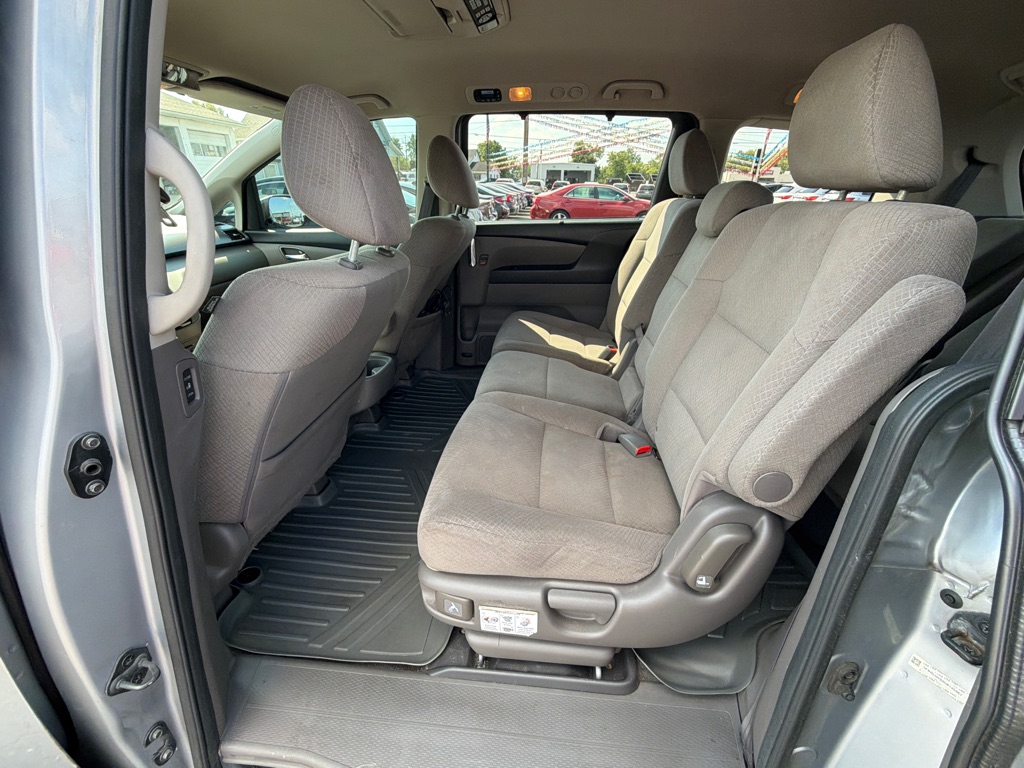 Photo 25 of this HONDA ODYSSEY
