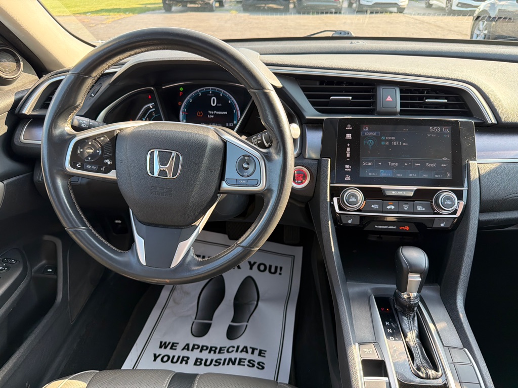 Photo 18 of this HONDA CIVIC