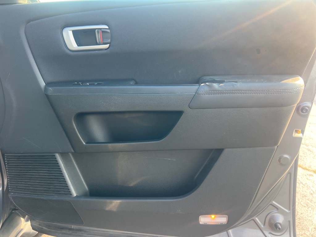 Photo 20 of this HONDA PILOT