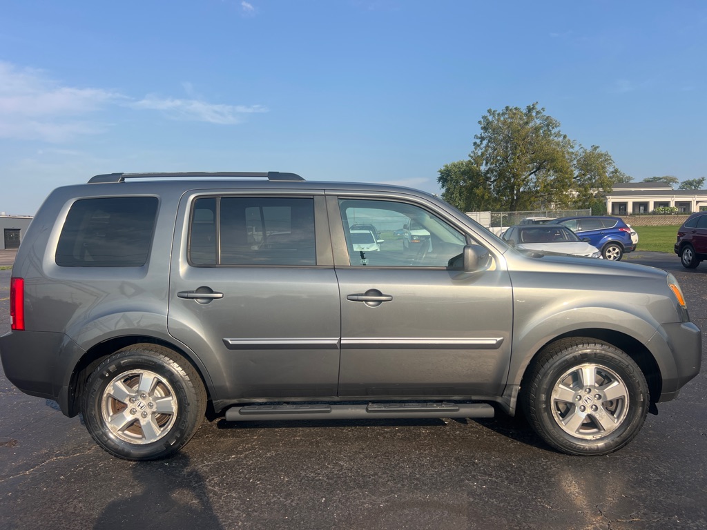 Photo 8 of this HONDA PILOT