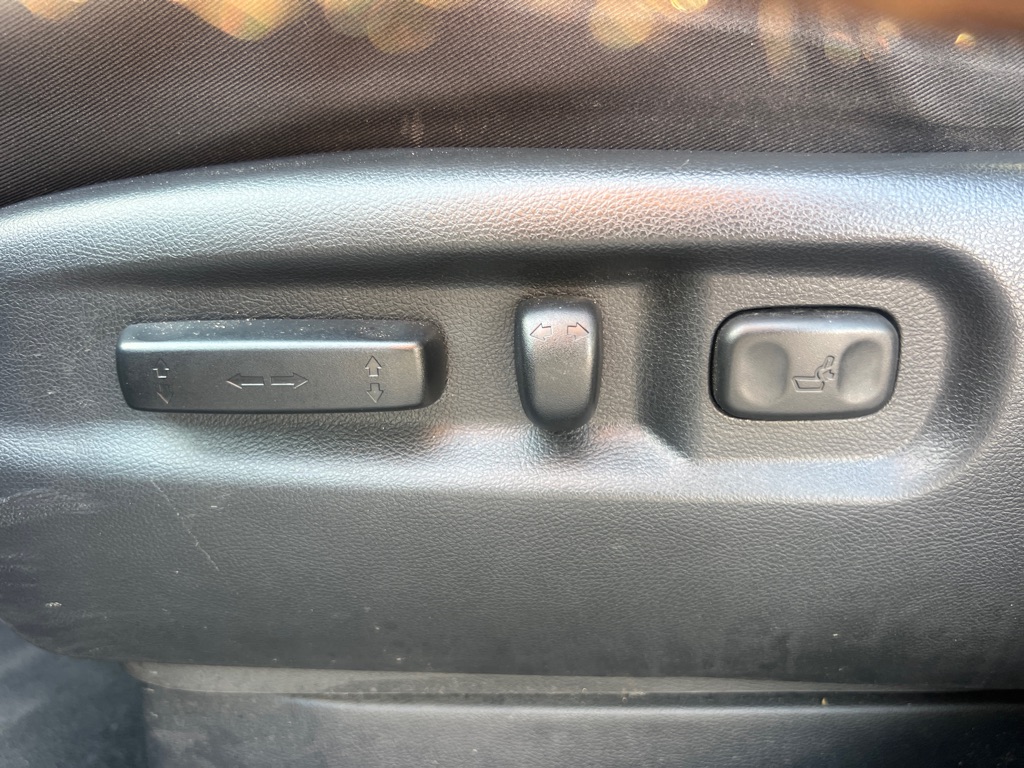 Photo 26 of this HONDA PILOT