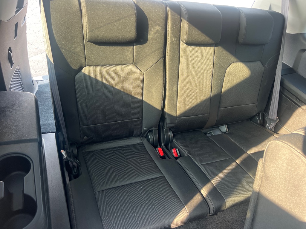 Photo 16 of this HONDA PILOT