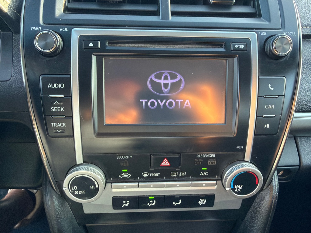 Photo 18 of this TOYOTA CAMRY
