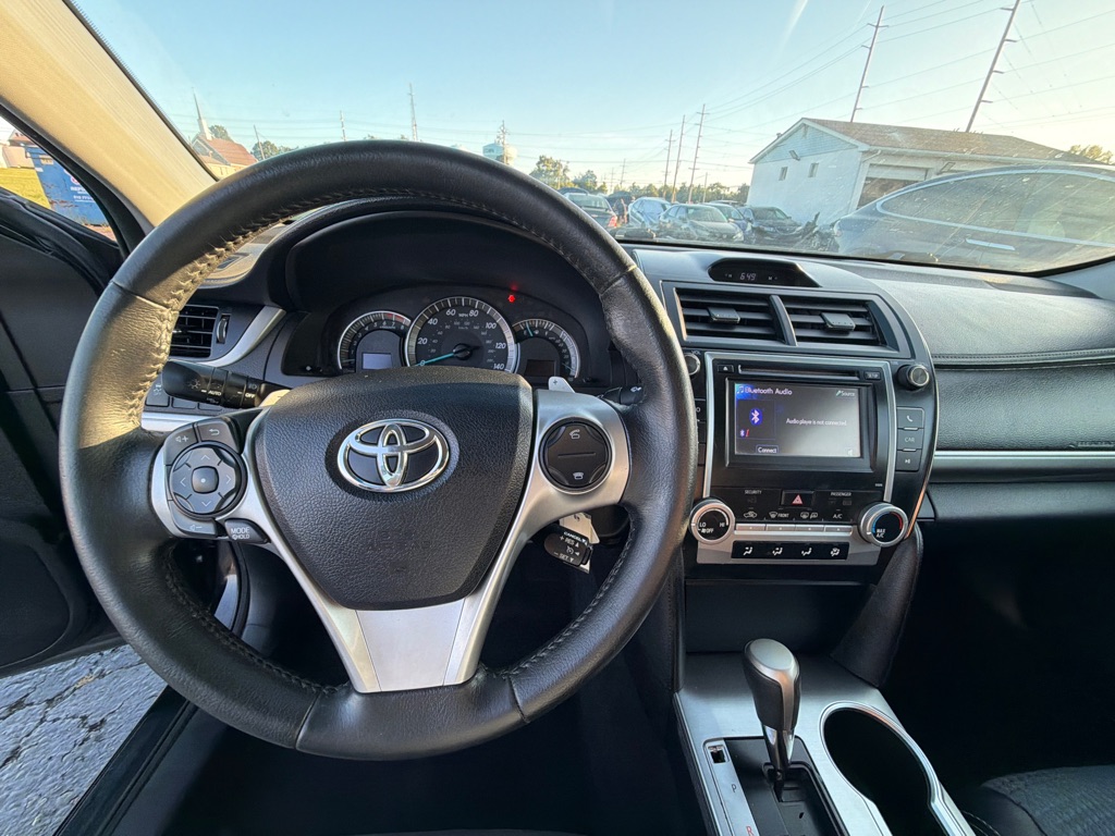 Photo 17 of this TOYOTA CAMRY