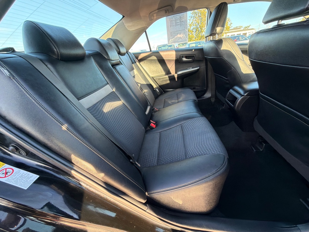 Photo 29 of this TOYOTA CAMRY