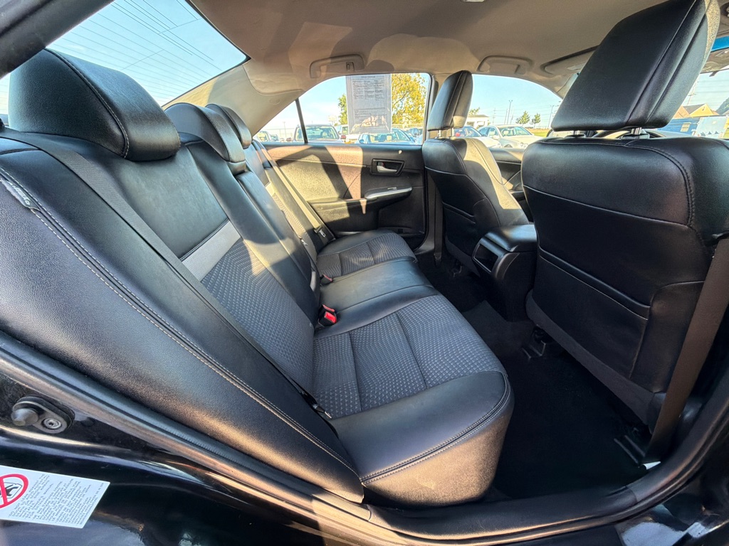 Photo 28 of this TOYOTA CAMRY