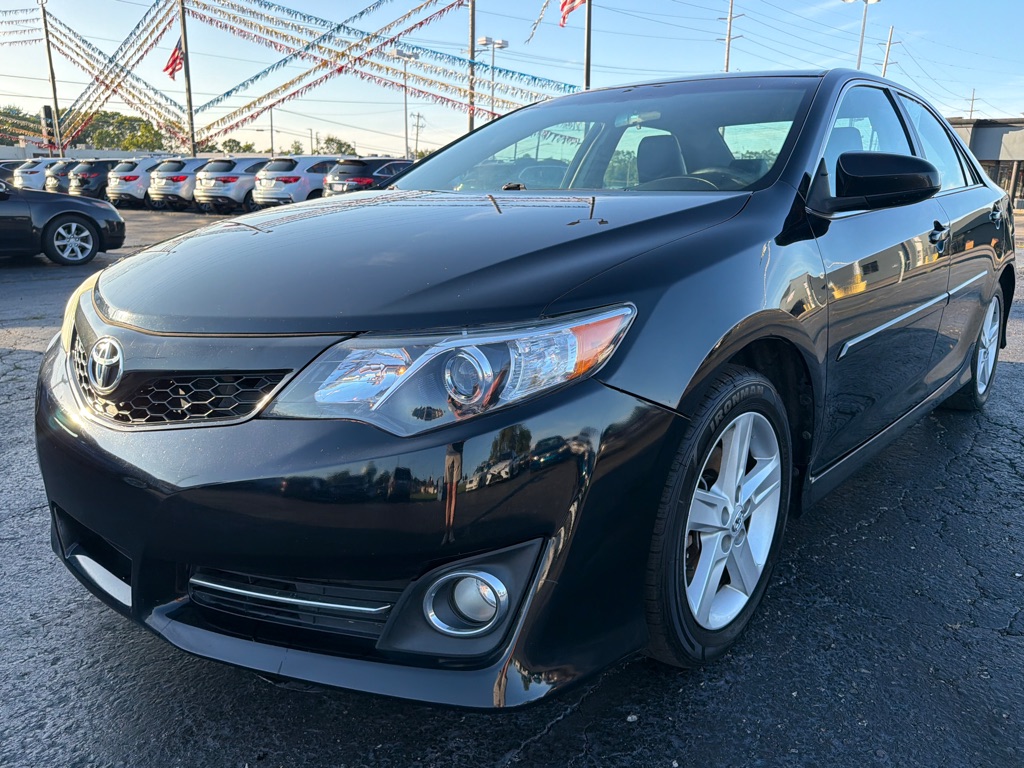 Photo 3 of this TOYOTA CAMRY