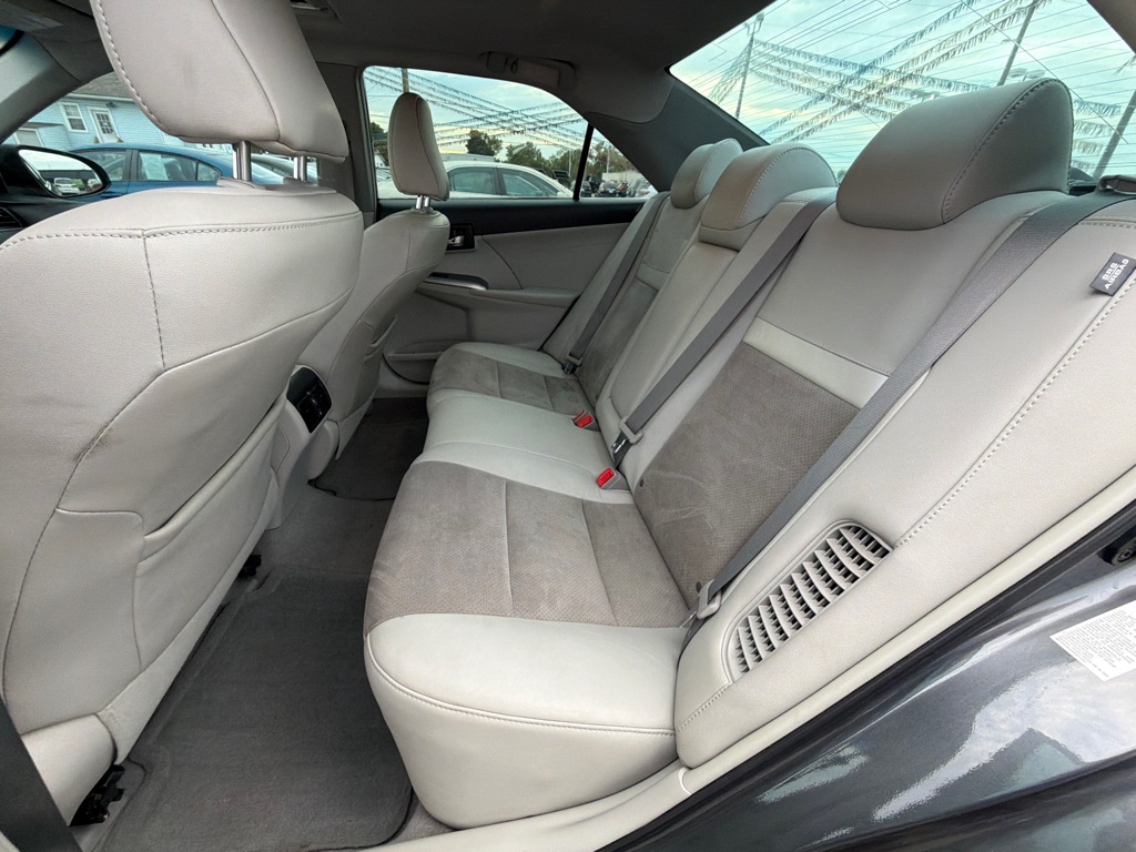 Photo 23 of this TOYOTA CAMRY