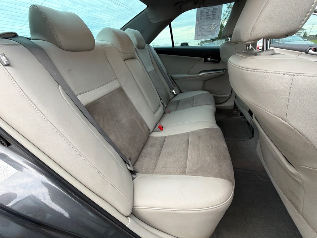 Photo 26 of this TOYOTA CAMRY