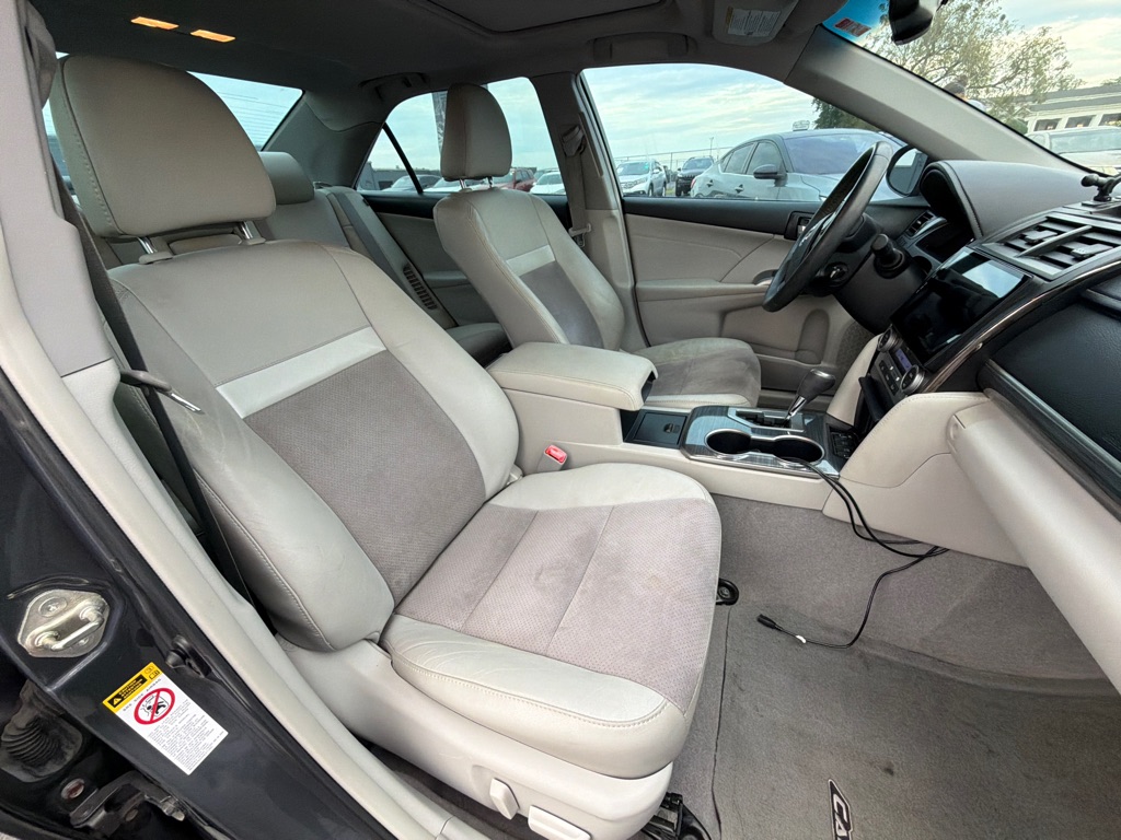 Photo 14 of this TOYOTA CAMRY