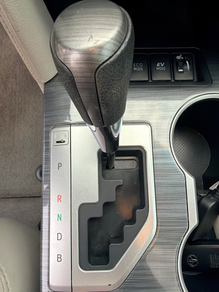 Photo 21 of this TOYOTA CAMRY