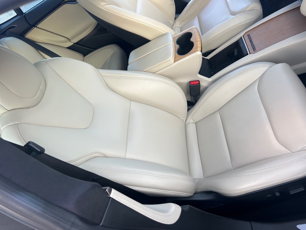 Photo 20 of this TESLA MODEL S