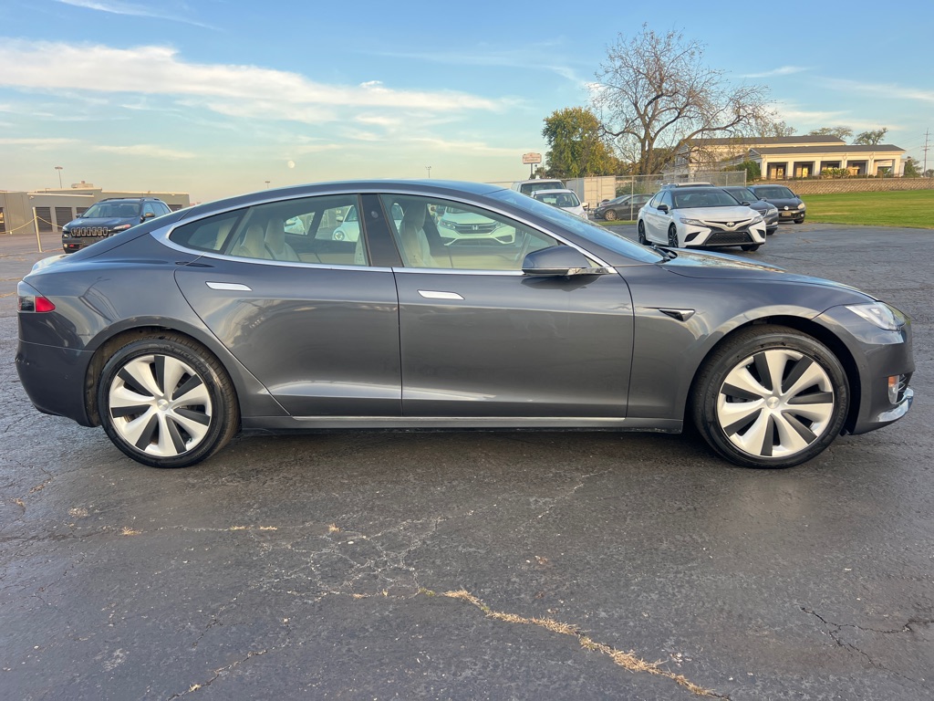 Photo 8 of this TESLA MODEL S