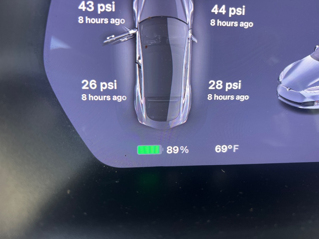 Photo 36 of this TESLA MODEL S