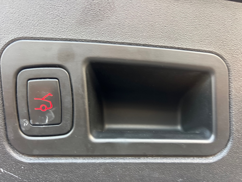 Photo 25 of this TESLA MODEL S