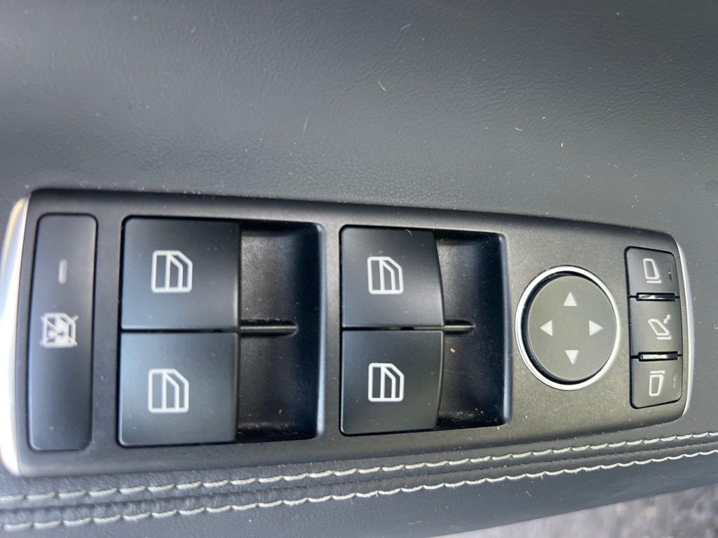 Photo 27 of this TESLA MODEL S