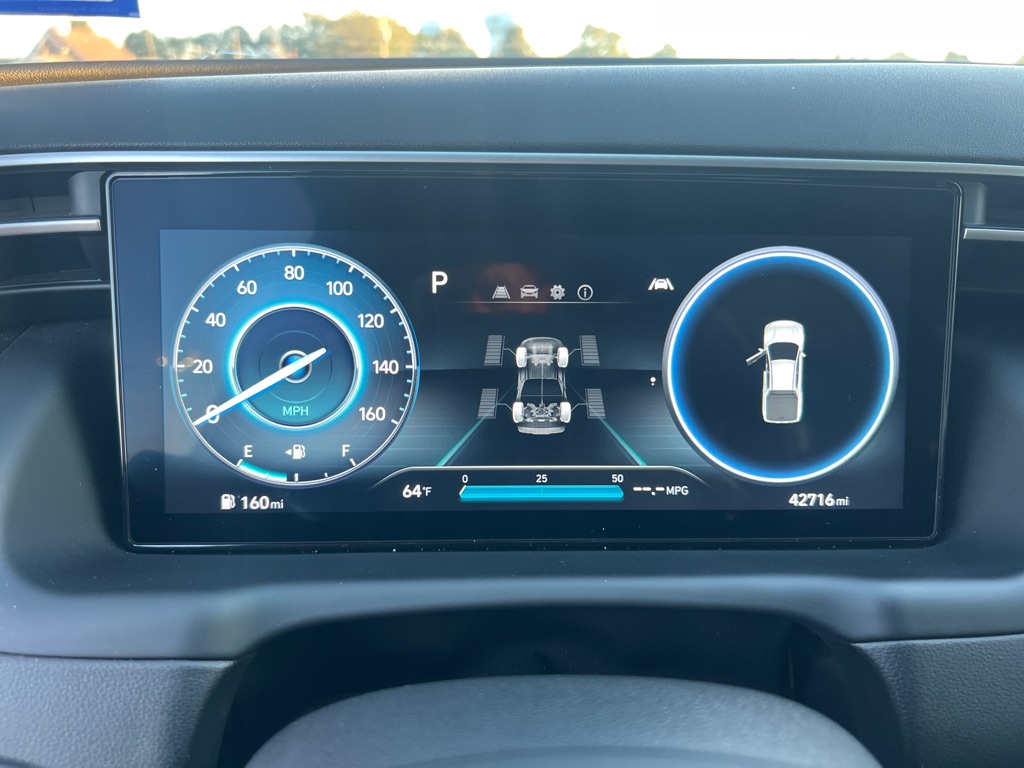 Photo 27 of this HYUNDAI SANTA CRUZ