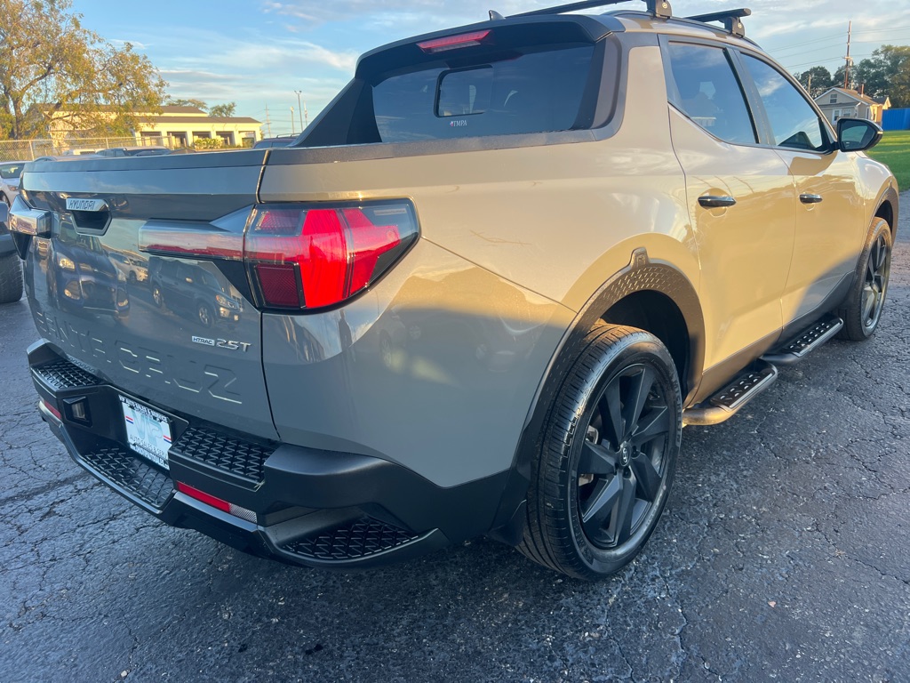 Photo 7 of this HYUNDAI SANTA CRUZ
