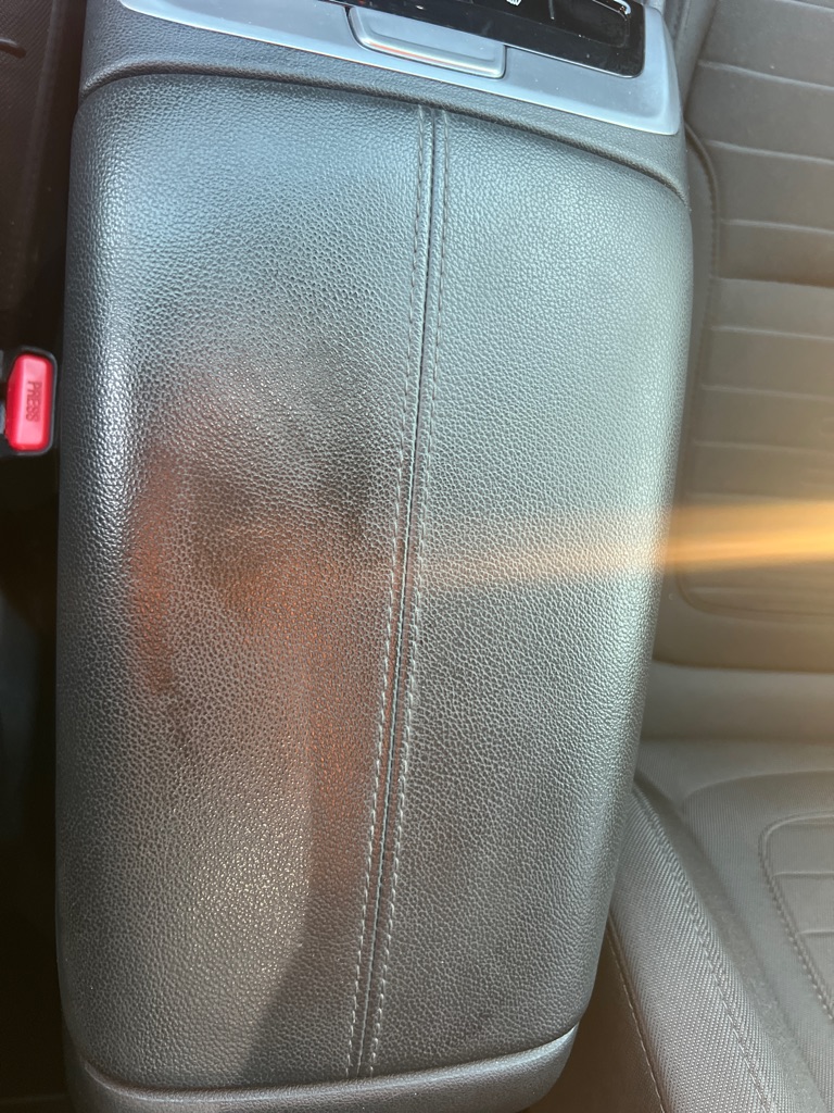 Photo 32 of this HYUNDAI SANTA CRUZ