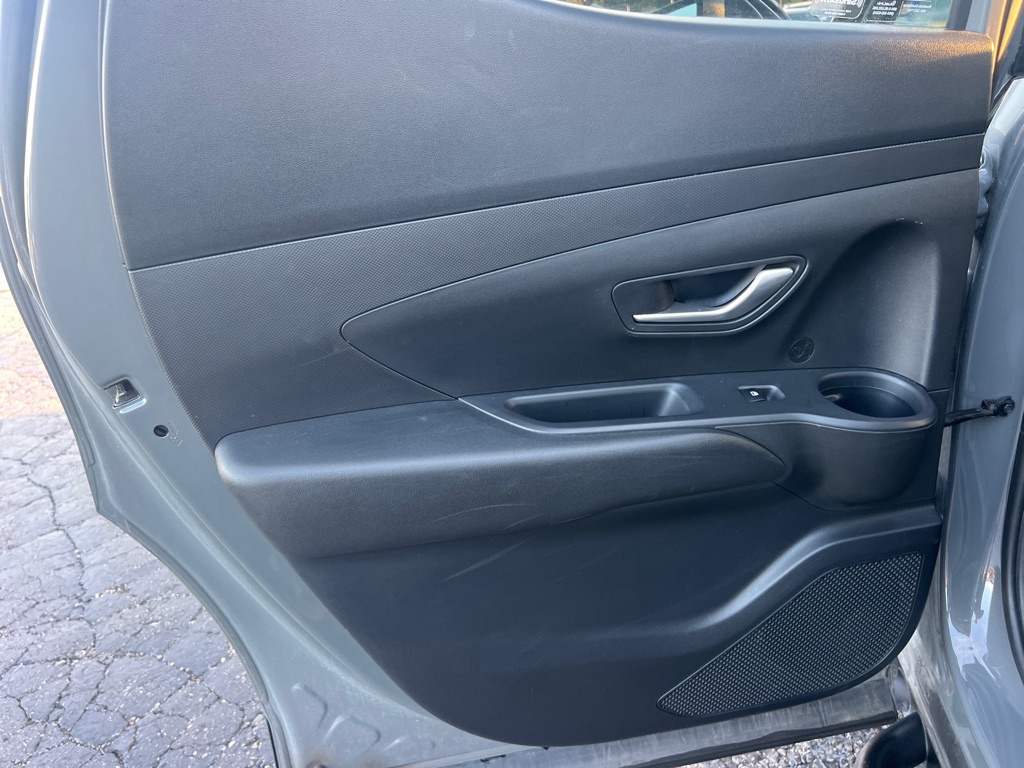 Photo 12 of this HYUNDAI SANTA CRUZ