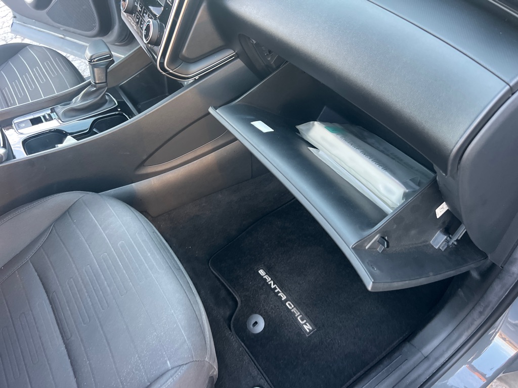Photo 20 of this HYUNDAI SANTA CRUZ