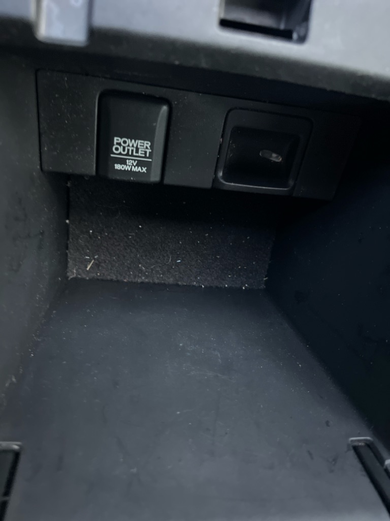 Photo 38 of this HONDA ACCORD