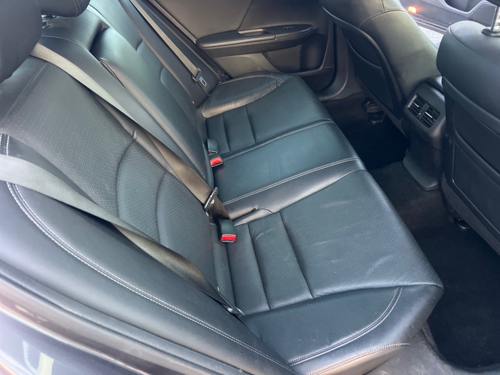 Photo 16 of this HONDA ACCORD