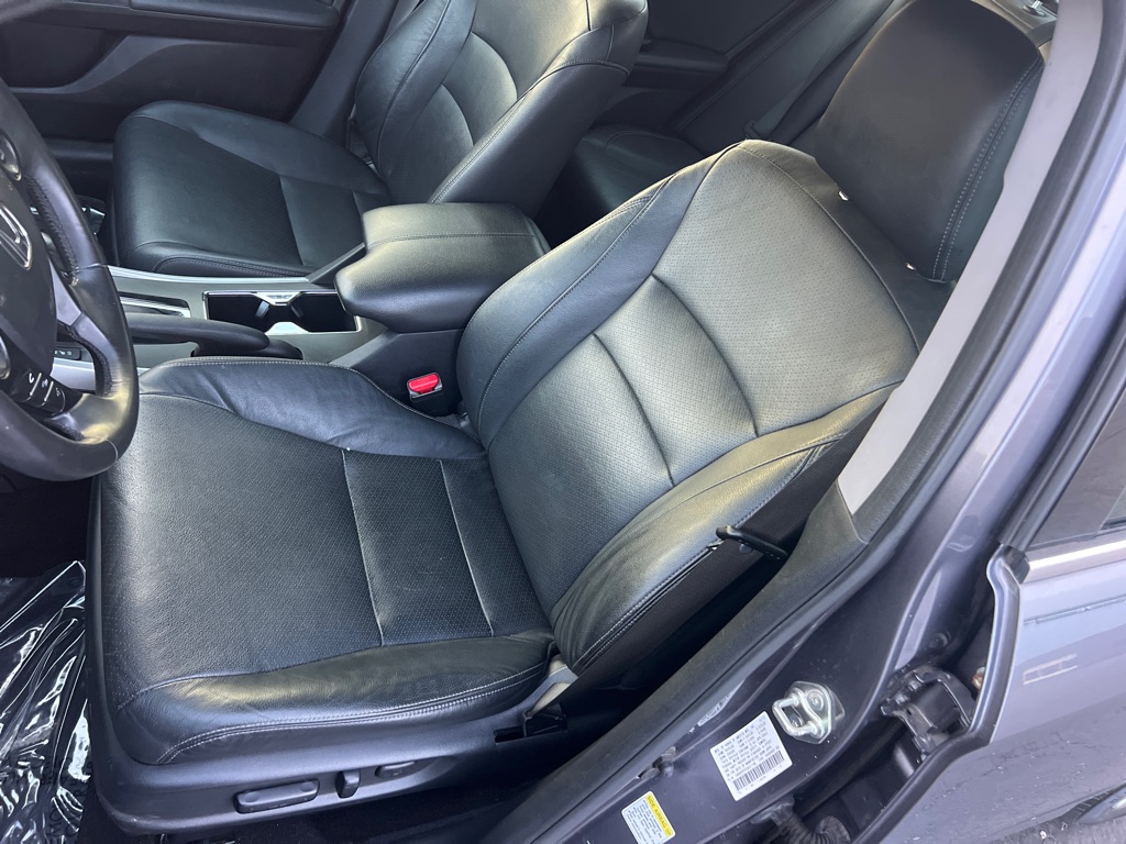 Photo 12 of this HONDA ACCORD