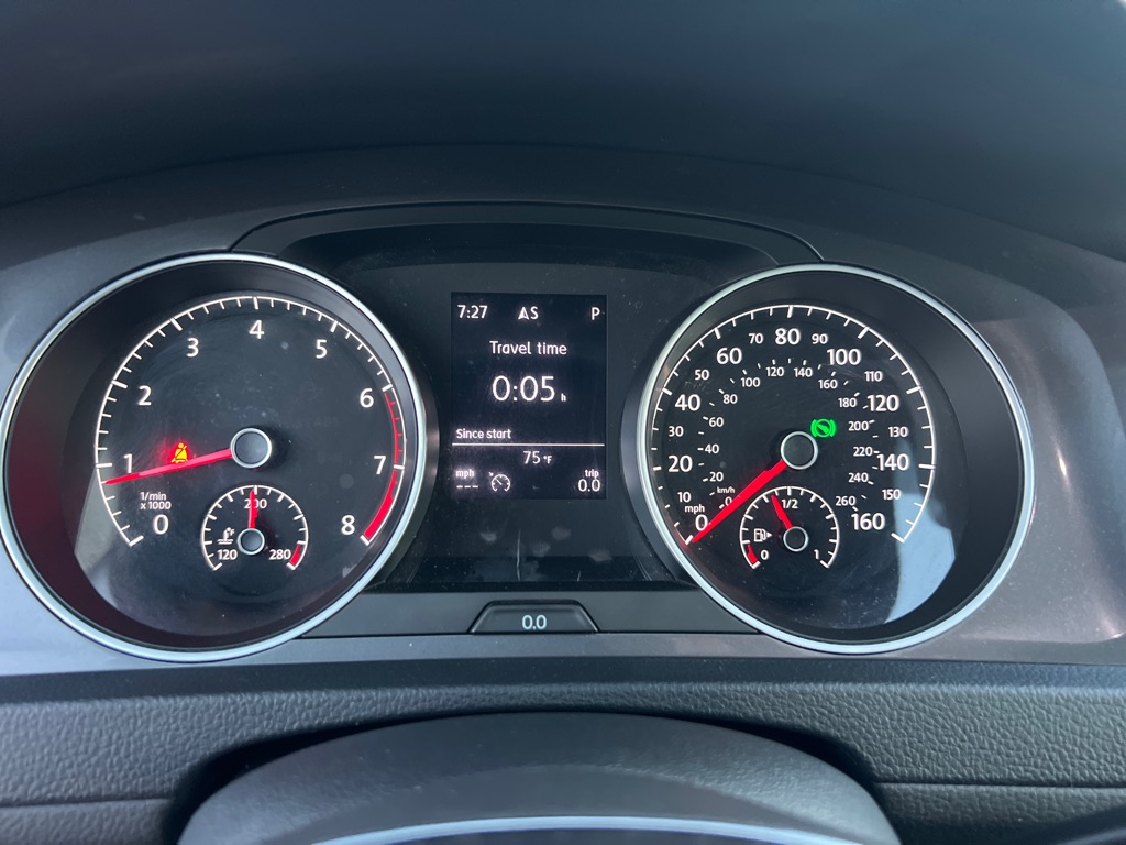 Photo 31 of this VOLKSWAGEN GOLF ALLTRACK