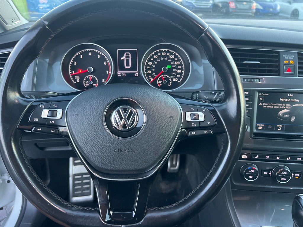 Photo 30 of this VOLKSWAGEN GOLF ALLTRACK