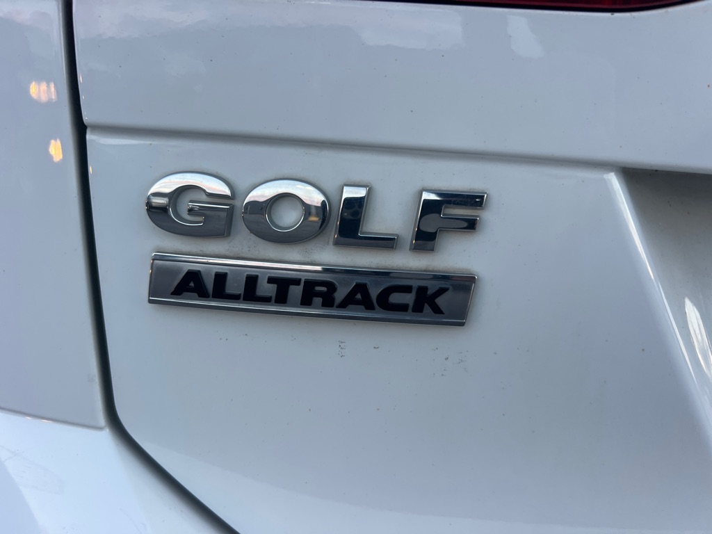 Photo 10 of this VOLKSWAGEN GOLF ALLTRACK