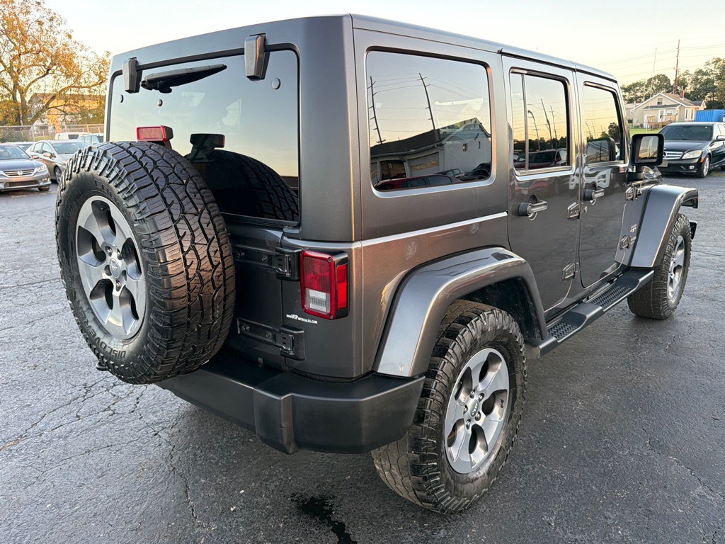 Photo 7 of this JEEP WRANGLER UNLIMI