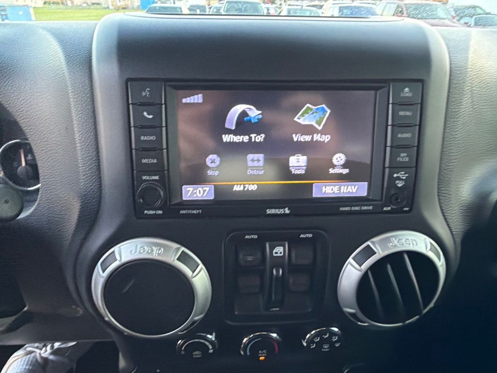 Photo 20 of this JEEP WRANGLER UNLIMI