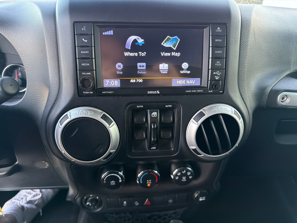 Photo 21 of this JEEP WRANGLER UNLIMI