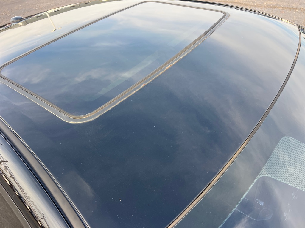 Photo 9 of this NISSAN SENTRA