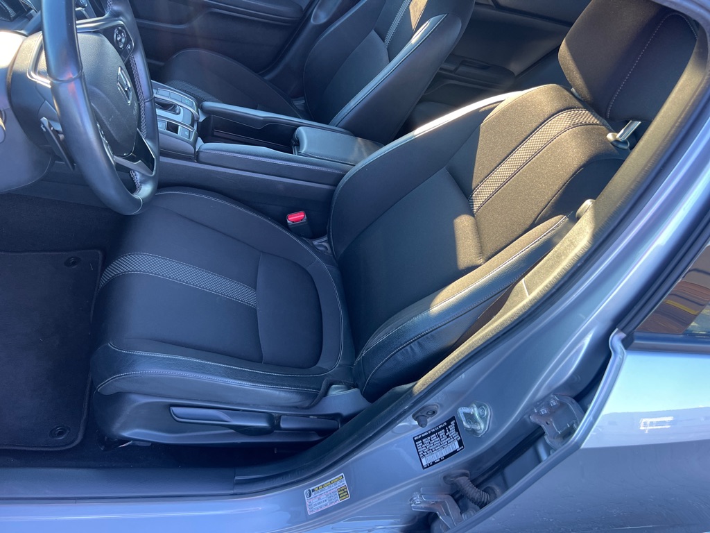 Photo 11 of this HONDA CIVIC