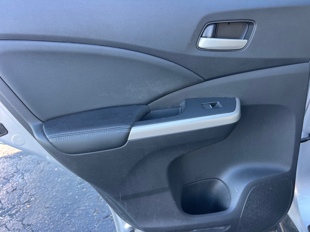 Photo 12 of this HONDA CR-V