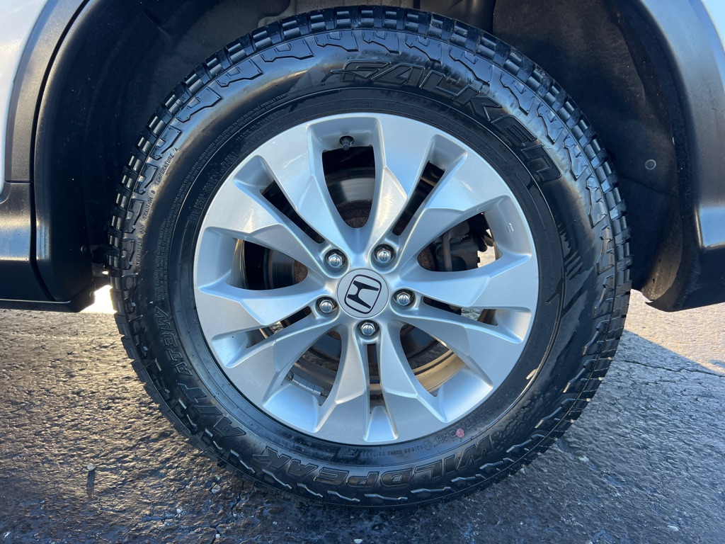 Photo 38 of this HONDA CR-V