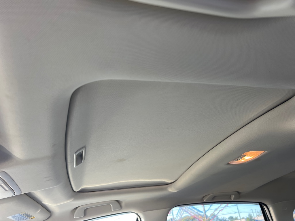 Photo 36 of this HONDA CR-V