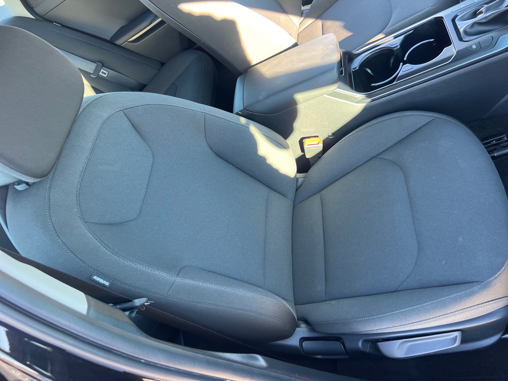 Photo 19 of this KIA K4