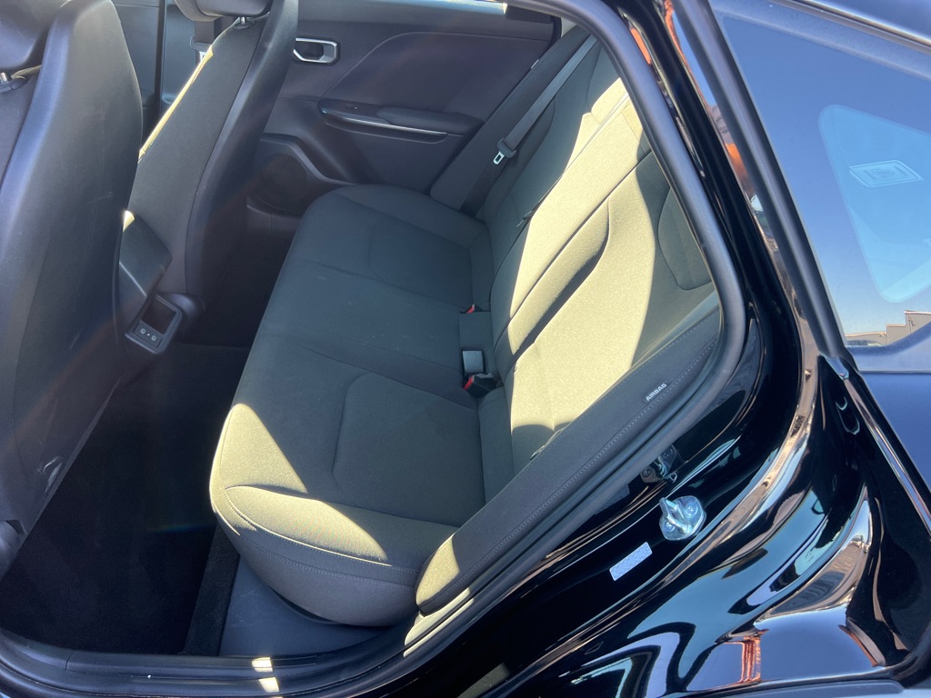 Photo 13 of this KIA K4