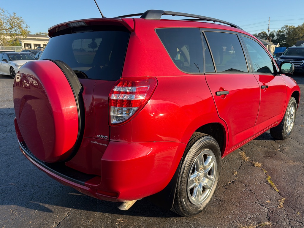 Photo 7 of this TOYOTA RAV4