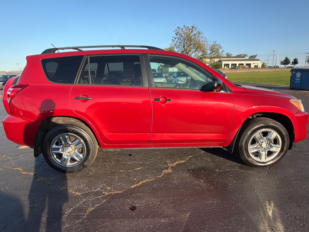 Photo 8 of this TOYOTA RAV4