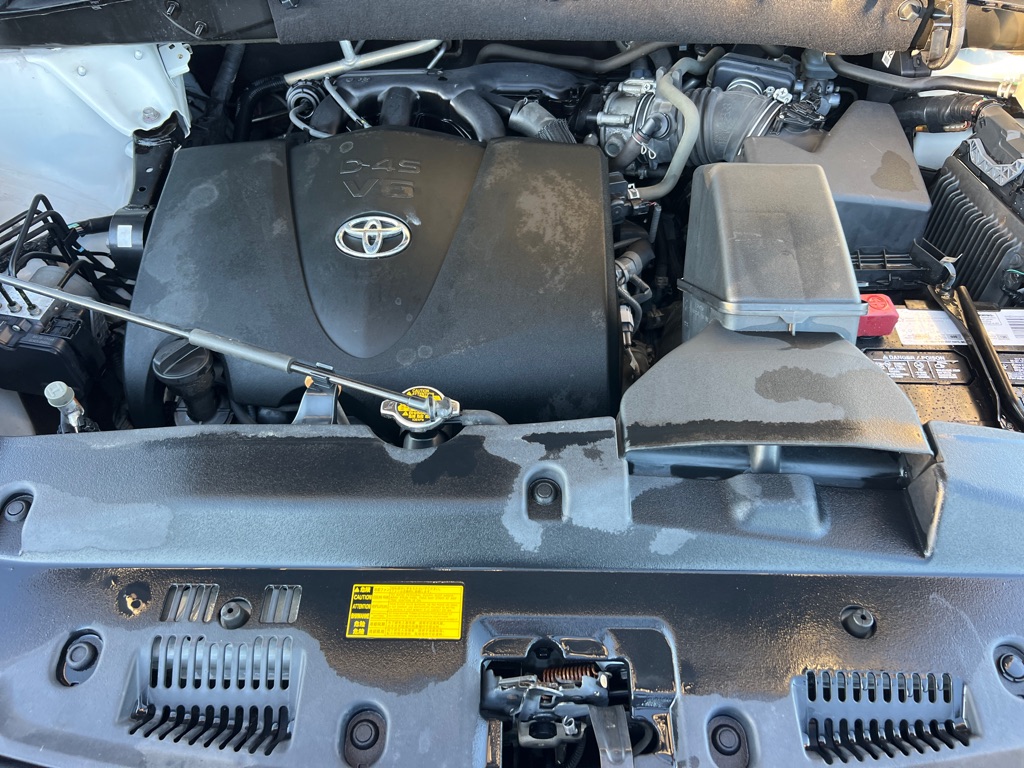 Photo 48 of this TOYOTA HIGHLANDER