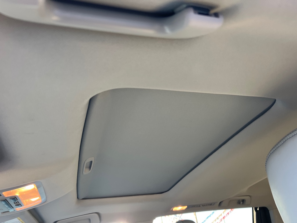 Photo 42 of this TOYOTA HIGHLANDER