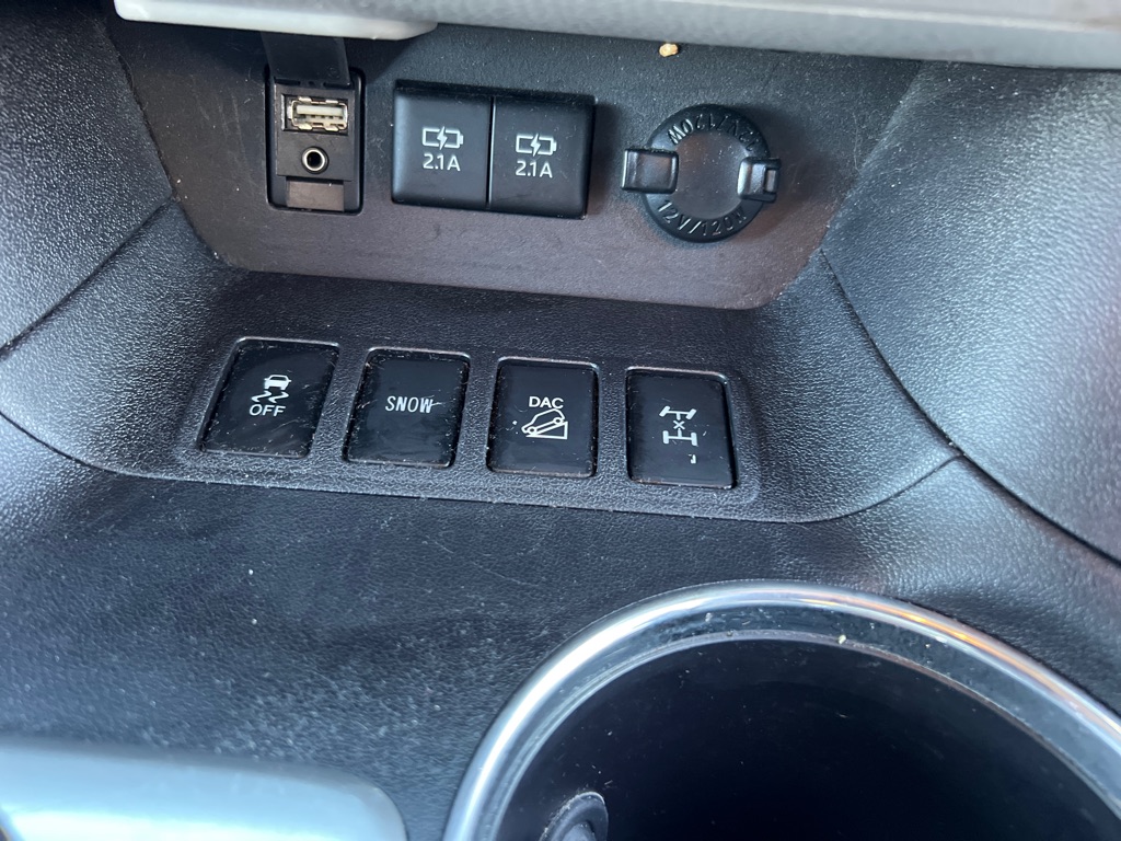 Photo 37 of this TOYOTA HIGHLANDER